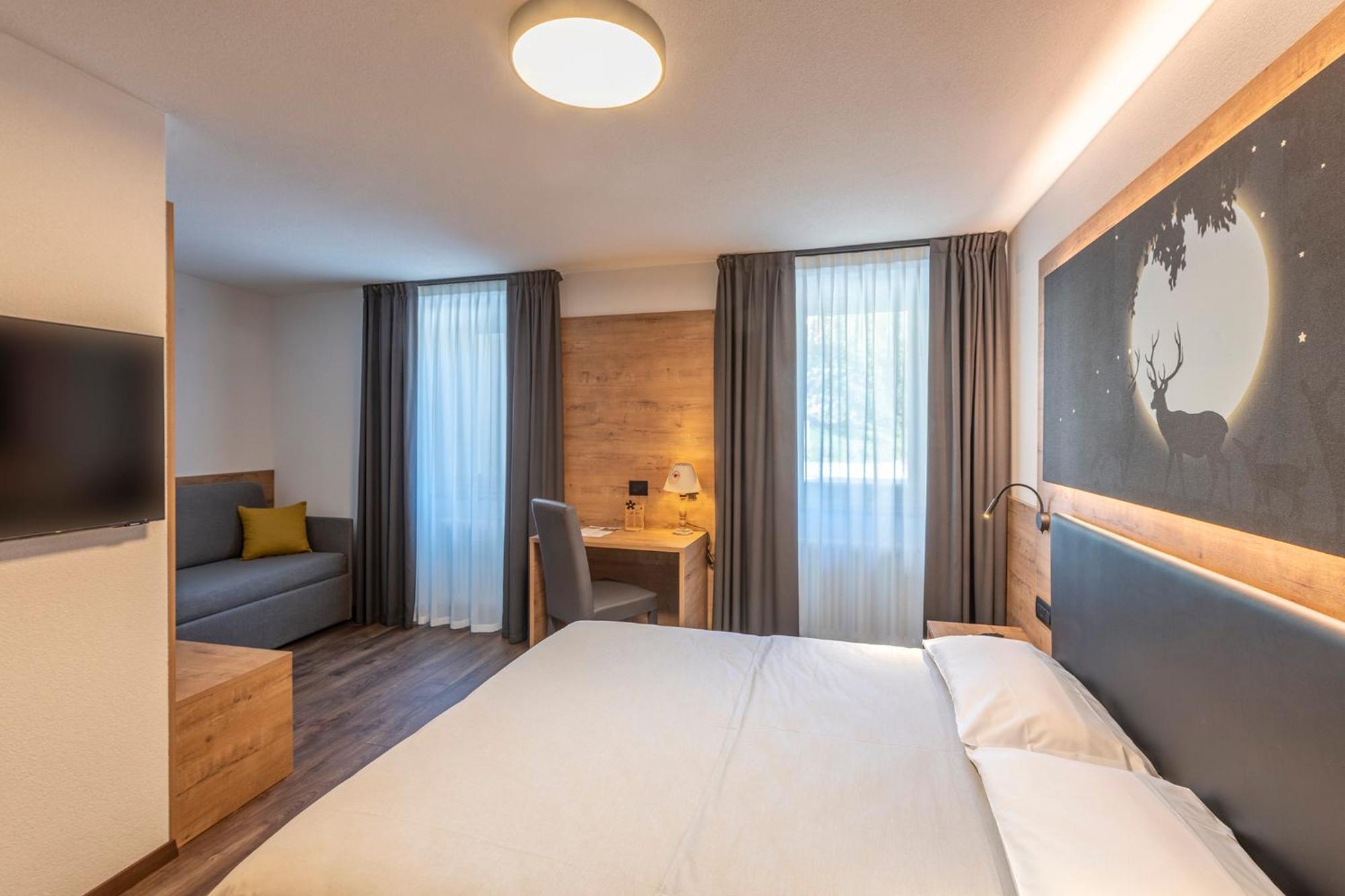 Hotel Alpino Wellness & Spa Peio Fonti Bagian luar foto