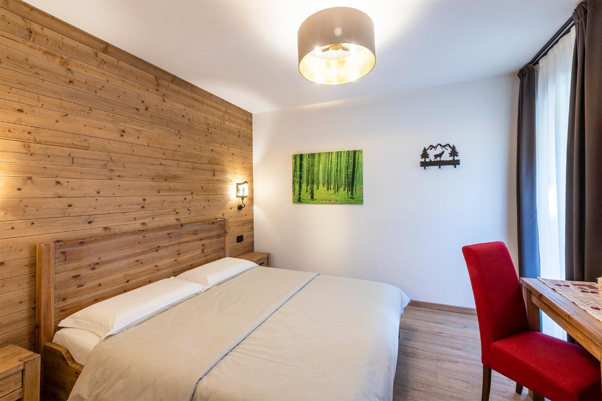 Hotel Alpino Wellness & Spa Peio Fonti Bagian luar foto