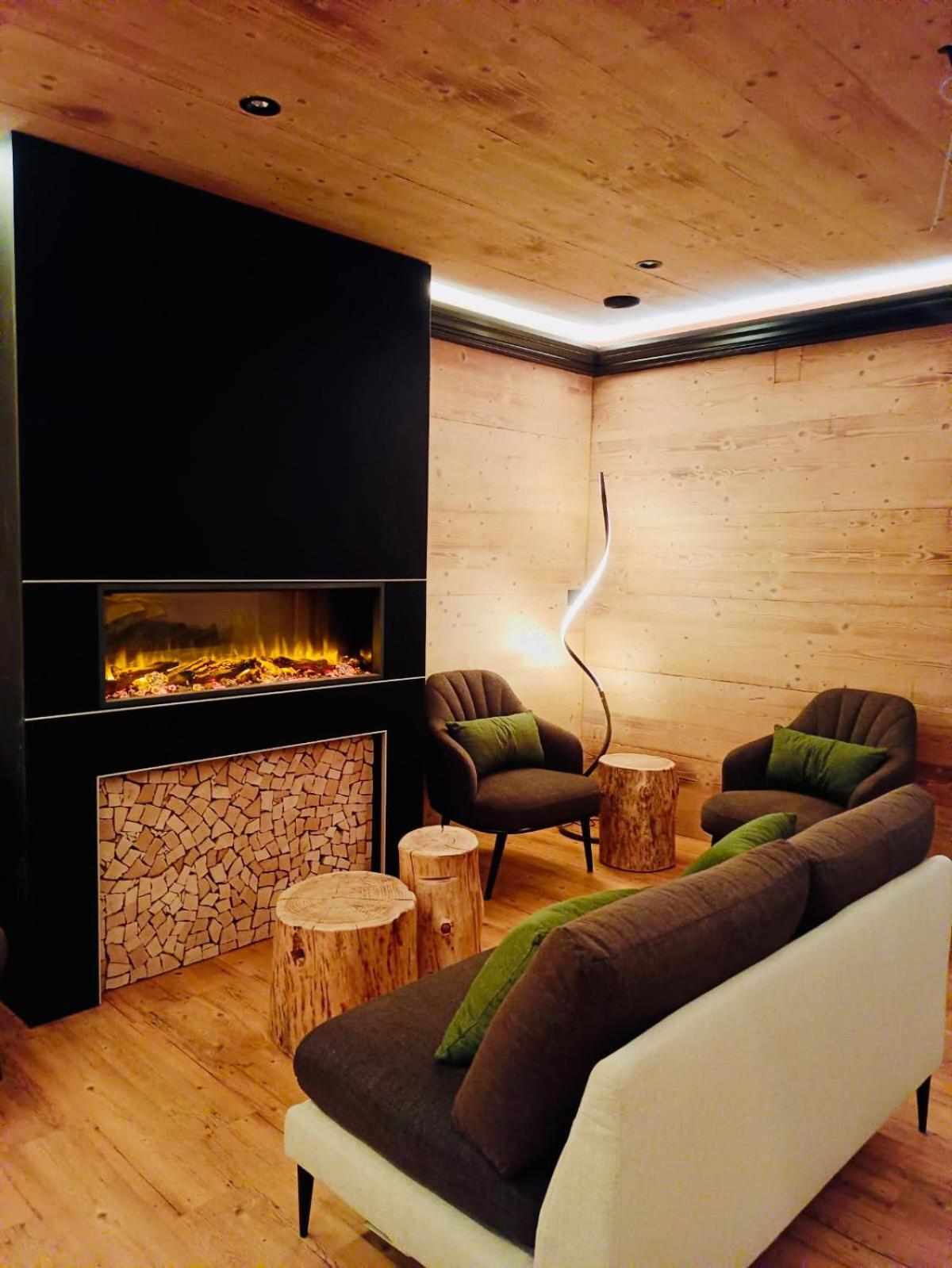 Hotel Alpino Wellness & Spa Peio Fonti Bagian luar foto
